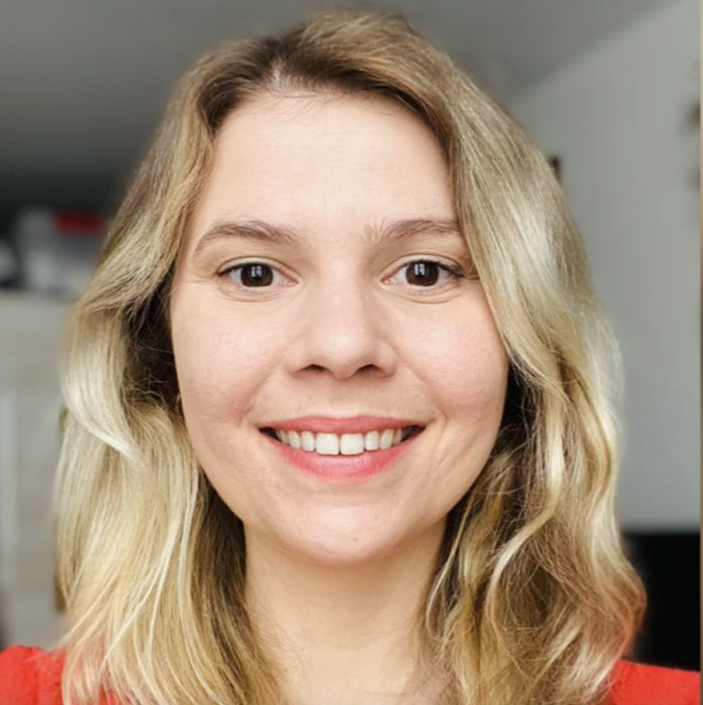 nounou-lucille-puericultrice-babysitting-babysitter-enfant-bordeaux-gironde